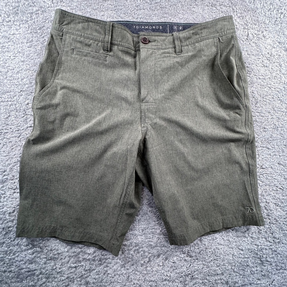 7 DIAMONDS Velocity Performance Shorts‎ Men's Size 34 Green Stretch Golf Casual
